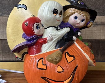 Flaw Ceramic Provincial Mold Pumpkin Witch Ghost Devil Moon 1987