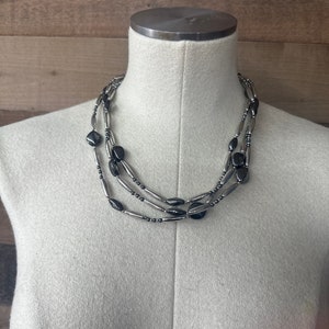 Lia Sophia hiatus necklace
