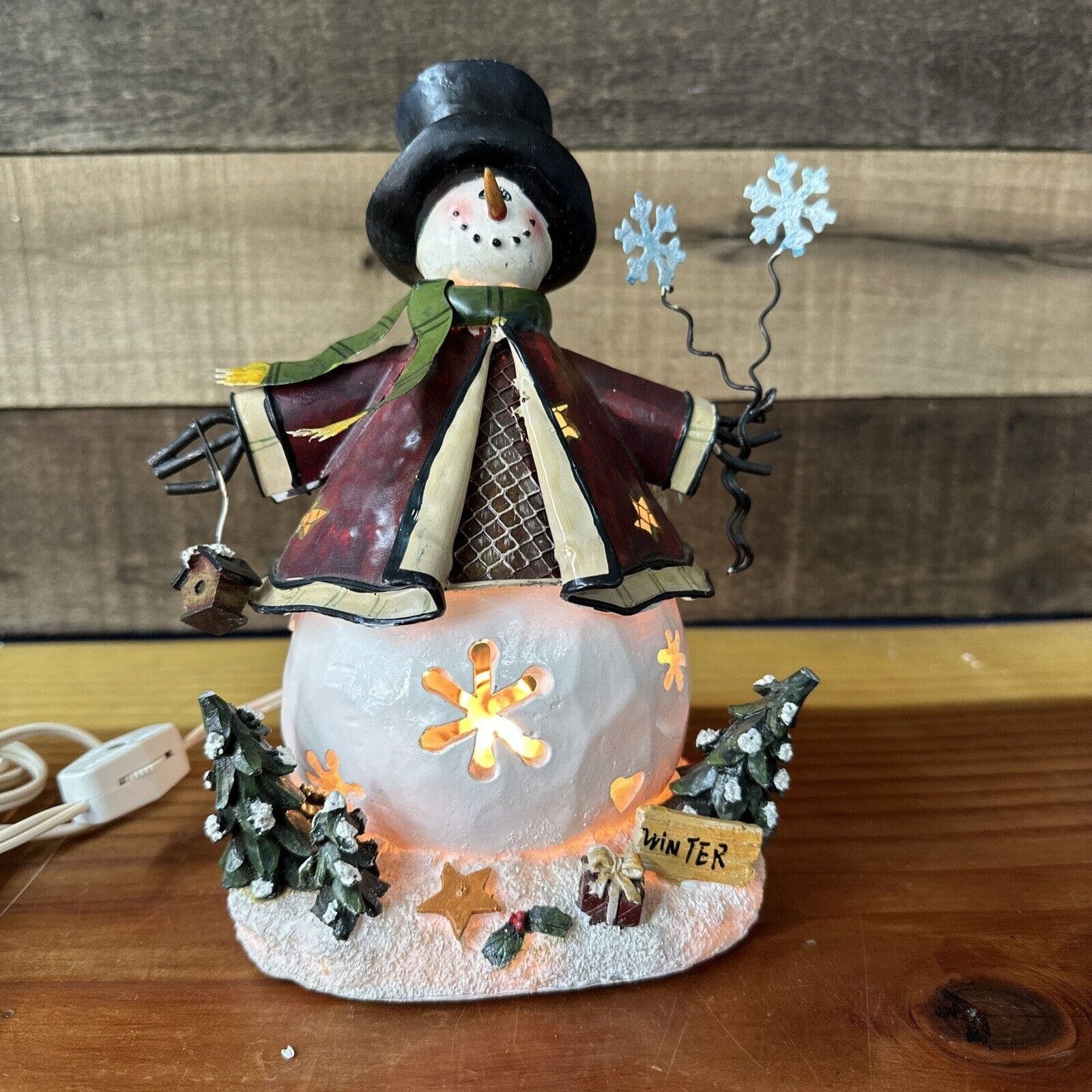 スノウマン　オブジェ Crazy Mountain Lighted Snowman Figure 9” - Etsy