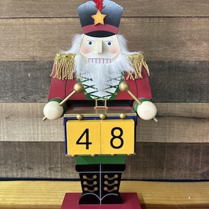 Trätrummissoldat Nötknäppare Nedräkning till jul