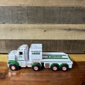 Vintage hess toy truck -lights And Sound