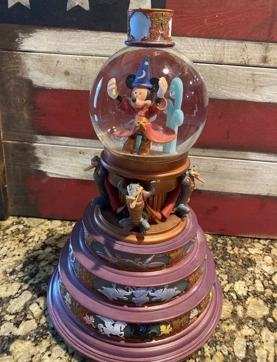 Wonderful World Of Disney ファンタジア スノーグローブ Wonderful World Of Disney ファンタジア スノーグローブ