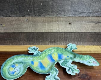PIER 1 Green Gecko Fat Melamin Serveringsbricka 45 x 28 cm