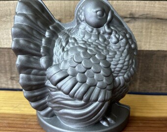 RARE Nordicware Thanksgiving Turkey Cake Dessert Stuffing Pan Cast