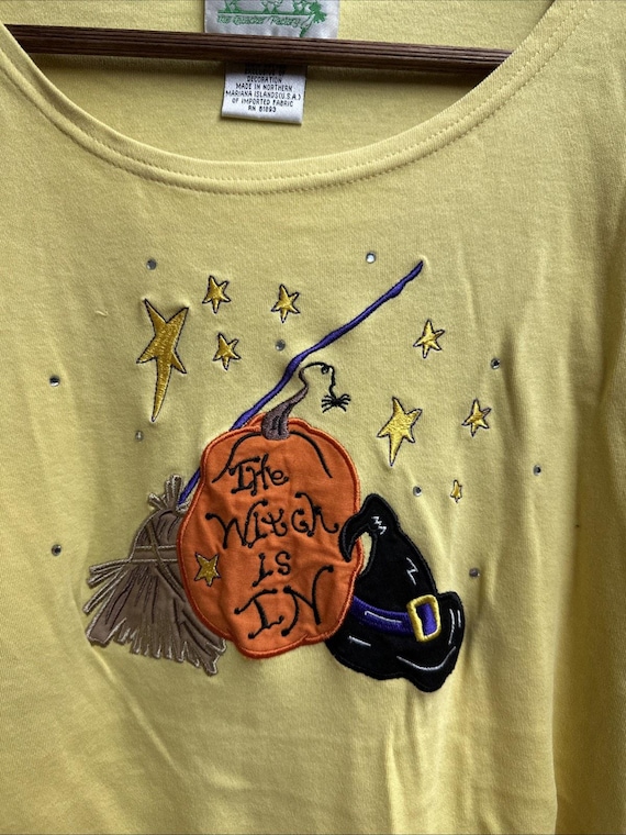 Vtg Quacker Factory Halloween Top 1X Yellow Embroidered Witch Is In View 2