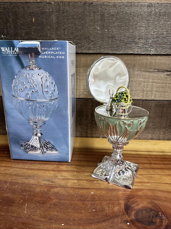 Wallace Silversmiths Musical Egg Easter Rabbit Gr… - image 1