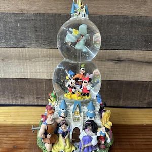 Disney CASTLE Multi Character Figurine Lit Up Double Snowglobes -in Box -flaw