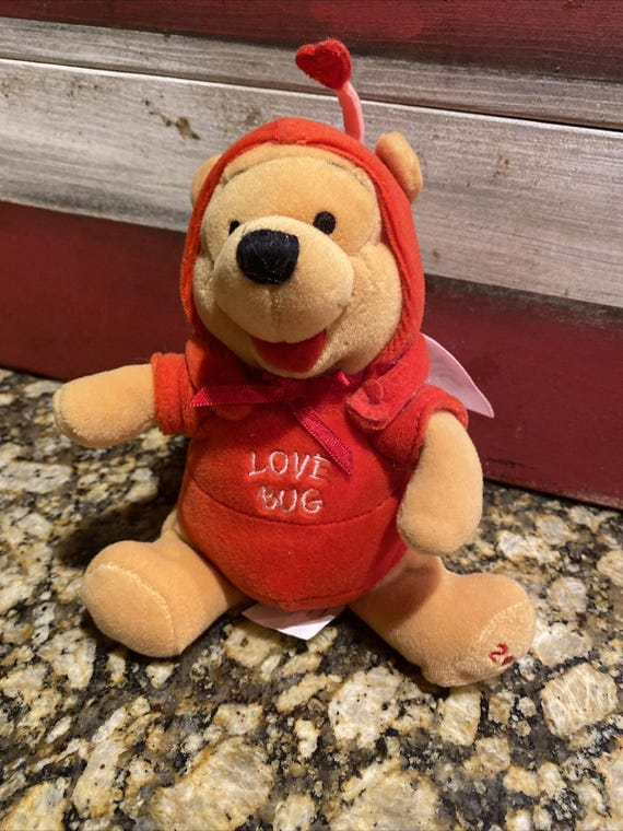 Disney Store Winnie the Pooh Firefly Love Bug Beanie 8" Bean Bag Plush