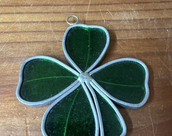 Vintage Leaded Stained Glass Shamrock Art Glass Suncatcher St Patrick’s