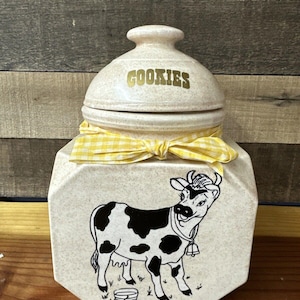 Vintage Cow Cookie Jar -flaw