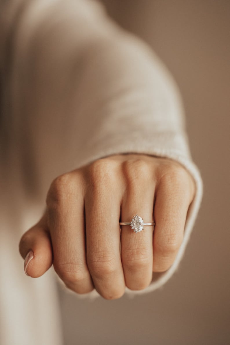 Vintage moissanite engagement ring,18k rose gold oval cut ring,Art deco ring,wedding woman Unique ring,Anniversary ring for her,Promise ring