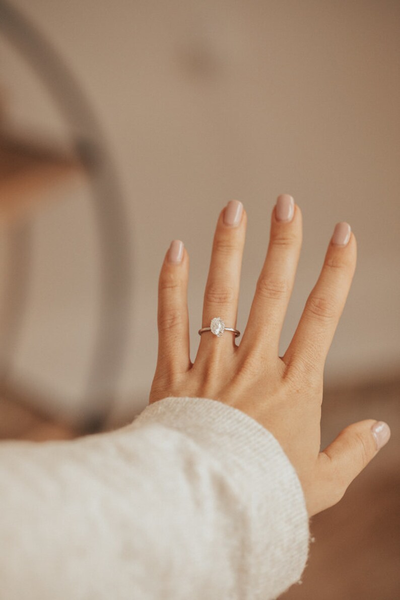 Vintage moissanite engagement ring,18k rose gold oval cut ring,Art deco ring,wedding woman Unique ring,Anniversary ring for her,Promise ring