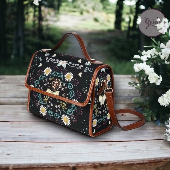 Cottagecore Daisy Flower Canvas Satchel bag, Cute women floral crossed body purse, cute vegan leather strap hand bag, hippies boho gift