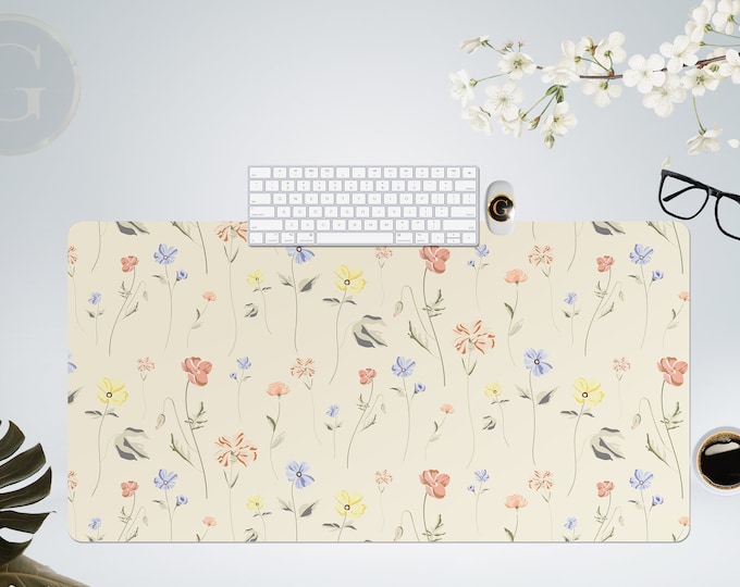 Pressed Dried Flowers Art Desk Mat, Green Witchcraft Desk Mat Decor, Extra Large Desk Mat Mouse Pad, New Job Gift, cottagecore aesthetic