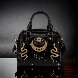 Sac à main phases de lune et serpent, sac à bandoulière en cuir végétalien PU sorcière mignonne, sac à main sac à main sorcière, joli petit sac à main de sorcière, artisanat de sorcellerie