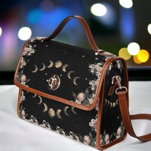 Sac cartable en toile Cottagecore sorcière roses, sac à main croisé rose lune pour femmes mignonnes, joli sac en cuir végétalien goth papillon phases de lune