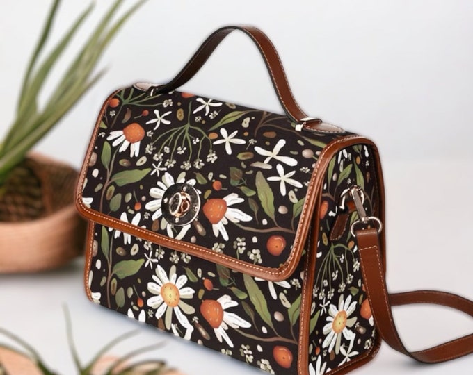 Cottagecore Daisy Boho Satchel bag, Cute women Daisy crossed body purse, cute vegan leather strap hand bag nature bag, hippies boho gift