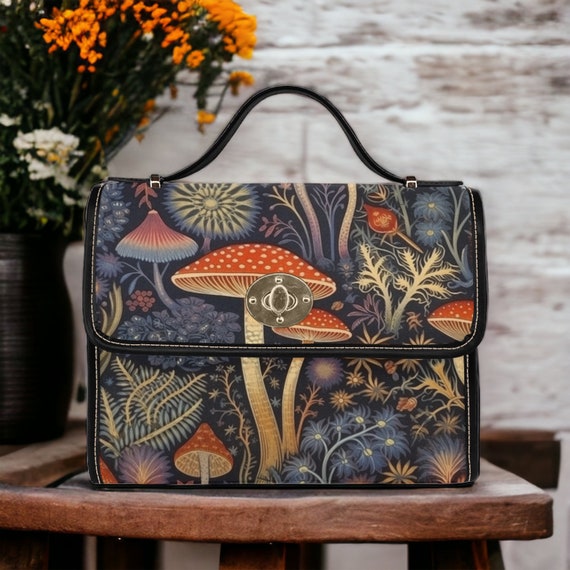 Cottagecore Witch Mushroom bag, Whimsigoth Mushroom Forest crossed body purse, Dark Forest Bag, Boho Witchcraft handbag, Hippies boho gift