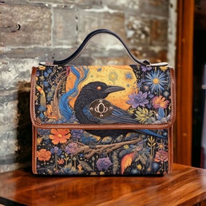 Sac cartable en toile Cottagecore Black Crow, sac à main bohème céleste, sac à main à bandoulière champignon sorcière pour femmes mignonnes, sac massenger en cuir végétalien