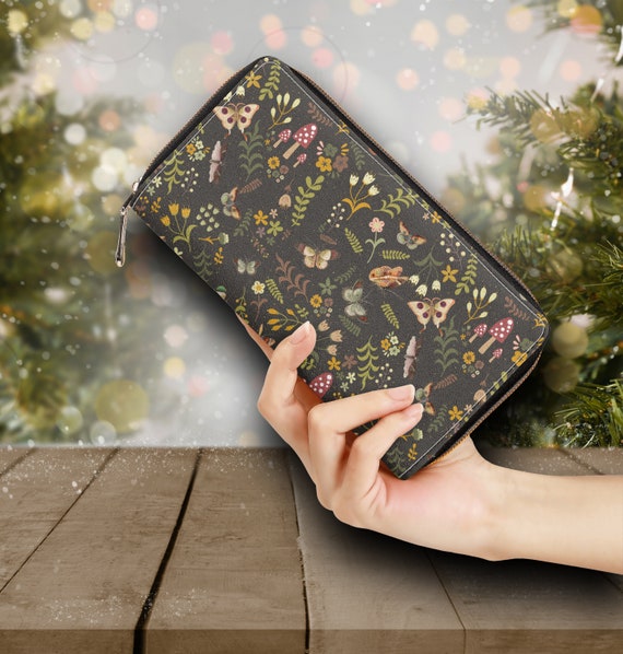 Cute Boho Floral Mushroom wallet, Witch Goth wallet Vegan PU Leather wallet, cottagecore Boho women Wallet organizer Long wallet purse