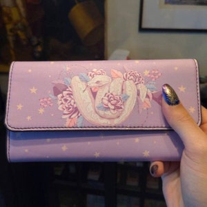 Boho Floral snake trifold wallet for women, Cute  Kawaii Goth wallet, cottagecore Cute Witch PU Leather wallet, Cute pink kawaii Wallet