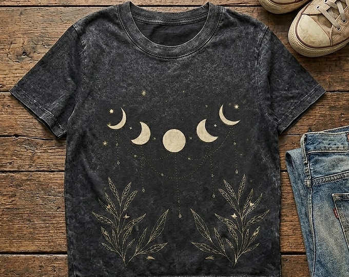 Celestial Moon Phase Shirt, Boho Botanical Graphic Tee, Witchy Moon and Leaves T-shirt, Dark Academia Clothing, 100% Cotton Oversized Top