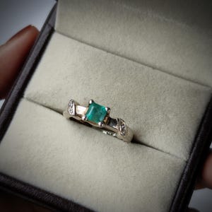 Emerald gemstone ring/ emerald cut gemstone ring/ 925 sterling silver ring/ may birthstone ring for her /anniversary & birthday gift for her