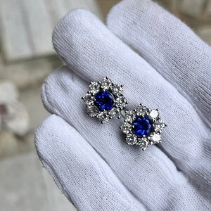 Blue Sapphire earrings/ 925 sterling silver earrings/ Sapphire jewellery/ September birthstone/ elegant earrings stud/ birthday gift for her