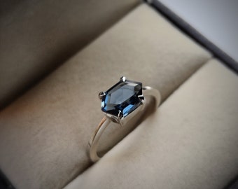 London blue topaz ring/ 925 sterling silver ring/ hexagon cut blue topaz/ November birthstone/ minimalist ring/ promise ring/ gift for her