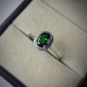 Emerald ring/ oval cut emerald ring/ 925 sterling silver ring/ may birthstone ring/ promise ring/ proposal ring/ birthday gift for her