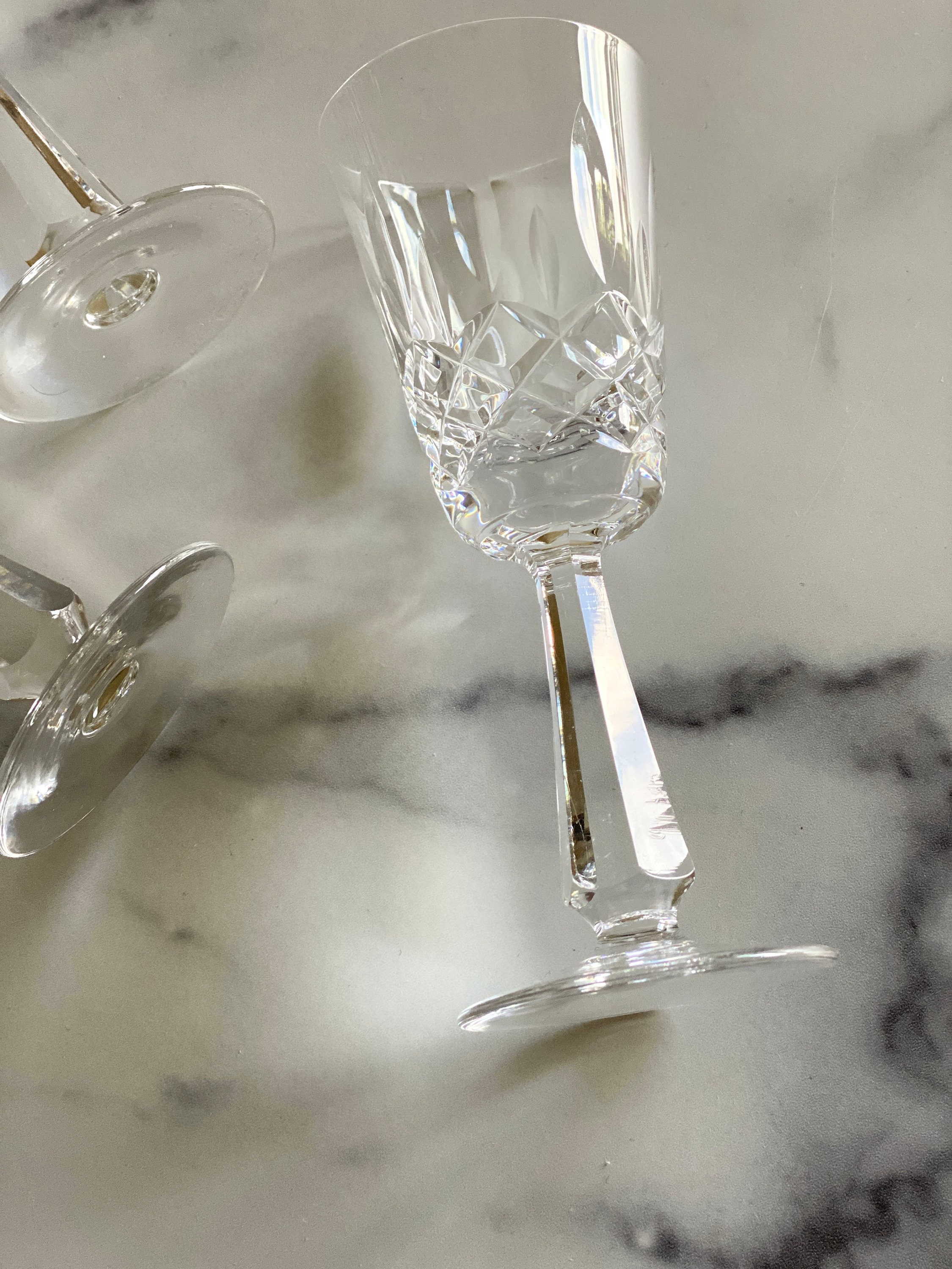 Sandra Red Wine Glasses Set of 6 (11.8 oz) – Crystal Decor