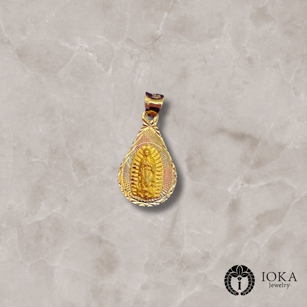 Collar de medalla de la Virgen de Guadalupe, de oro de 14 quilates Collar de medalla de la Virgen de Guadalupe, de oro de 14 quilates