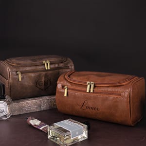 Dopp Kits personalisiertes Geschenk für ihn, Kulturbeutel mit benutzerdefiniertem Text, Kulturtasche für Herren personalisiert, Kulturtasche Reise, Geschenk für Ehemann