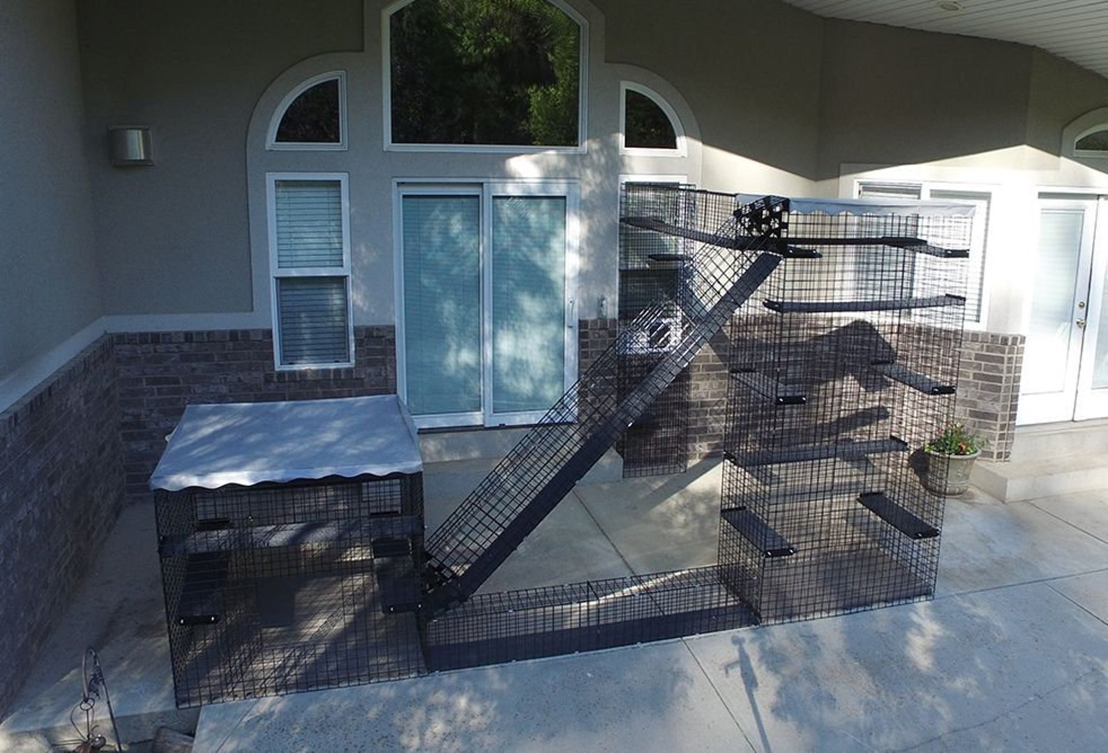 6piece Residential Retreat Catio Indoor & Outdoor Cat Enclosure, Pet