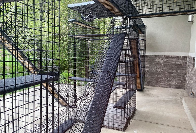 8piece Residential Retreat Catio Indoor & Outdoor Cat Enclosure, Pet