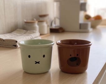 Bekertjesset met beer en konijn | Cadeau-idee voor dierenliefhebbers | Keramische mok met beer en konijn | Leuke bijpassende mokken | Groenbruin aardewerk cadeau | Kawaii keuken