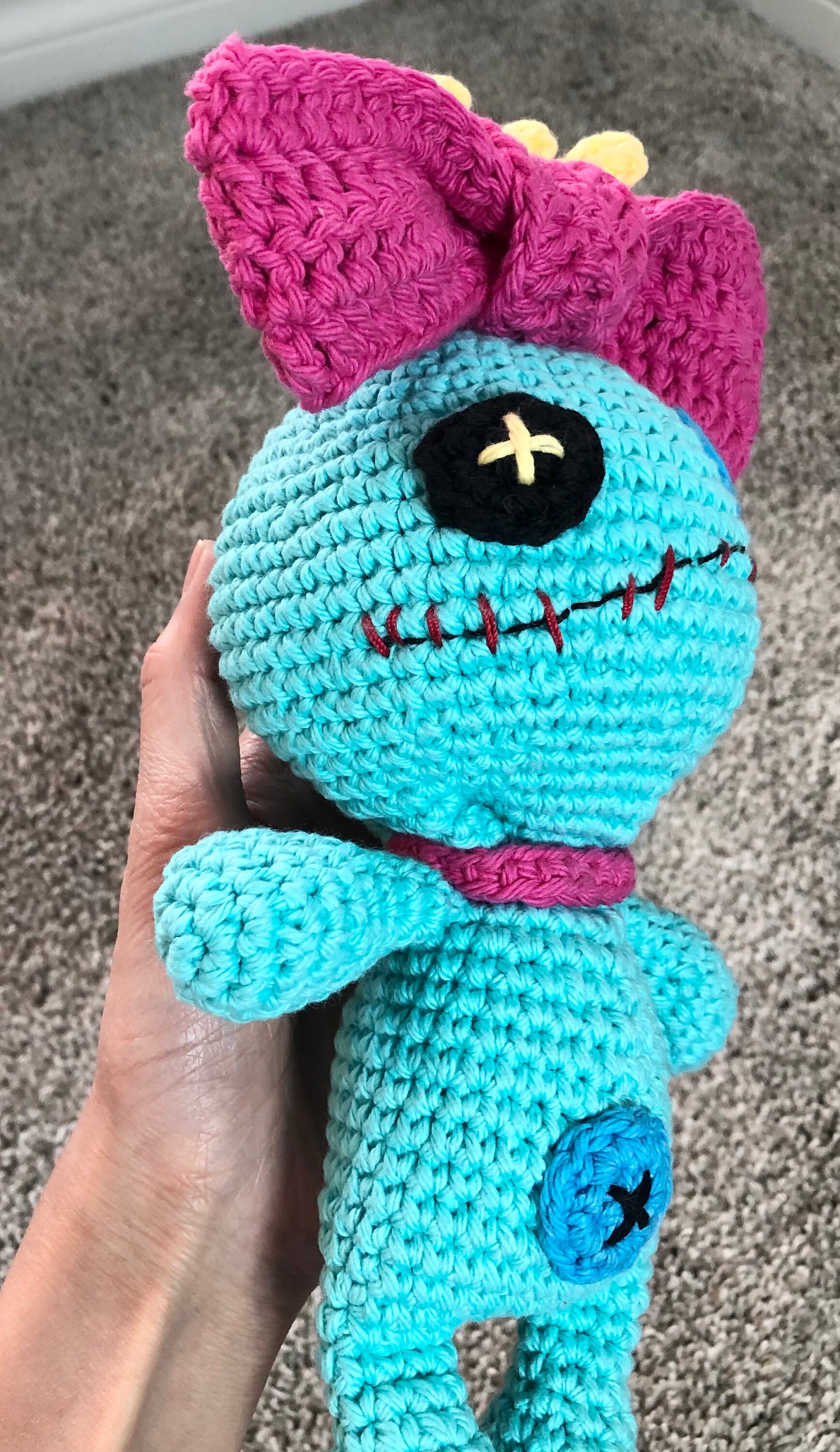 Disney Lilo and Stitch Crochet Craft Kit - Make Stitch and Scrump