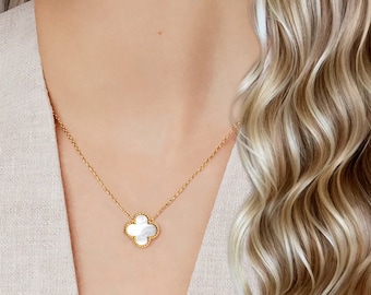 Dana Carrie Women jewelry Sterling Silver Jewelry Necklace S925 Clavicle Chain Mini Clover Simple Pendant Dana Carrie Women jewelry Sterling Silver Jewelry Necklace S925 Clavicle Chain Mini Clover Simple Pendant
