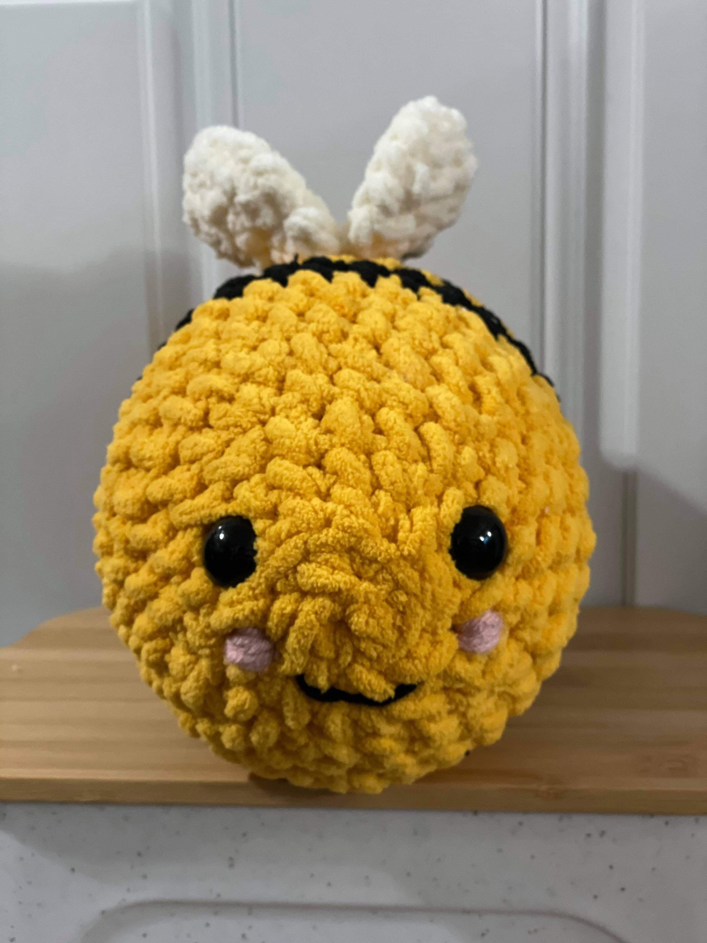 Crochet Bumble Bee/Bee Huge Tiktok Bumble Bee Fuzzy Blanket Etsy