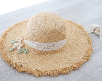 Floppy vintage hat, France wide brim hat, raffia straw hat, fringe straw hat, ribbon,beach hat, Kentucky Derby women hat,billabong straw hat