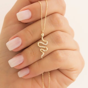 Gift For Her, 14K Solid Gold Snake, Snake Jewelry, Snake Pendant, Serpent Necklace, Minimal Necklace, Serpent Pendant, Handmade Jewelry