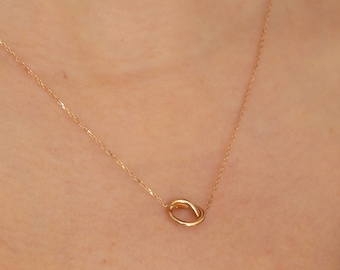 Collar con nudo dorado, collar de promesa de oro macizo de 14k, colgante de nudo dorado, joyería de nudo, regalo de Navidad, delicada cadena brillante
