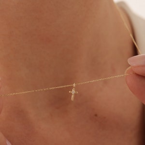 14k Gold Cross Necklace, Cross Necklace, Religious Cross Pendant, Tiny Cross Necklace,Small Cross Necklace,Jesus Necklace,Christian Necklace