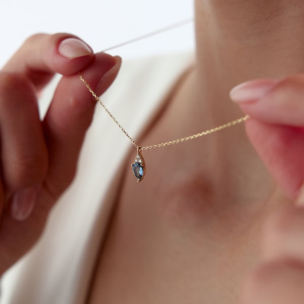 Collar de zafiro en oro macizo de 14 k, colgante con piedra de nacimiento de septiembre, delicado collar de zafiro, collar minimalista, regalo de aniversario