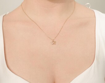 14K Solid Gold Star Necklace, Dainty Celestial Pendant for Women, Minimalist Fine Jewelry, Everyday Layering Gift for Her, Lucky Star Charm