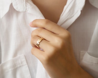 14k Solid Gold Zigzag Ring, Minimalist Chevron Gold Ring, Dainty Ring, Stacking Tiny Gold Ring, Handmade Small Wave Geometric Layering Ring