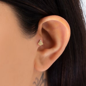 14K Solid Gold Butterfly Cartilage Stud Earring, Dainty Tragus Piercing, Minimalist Screw Back Piercing, Gift For Her, Mothers Day Gift