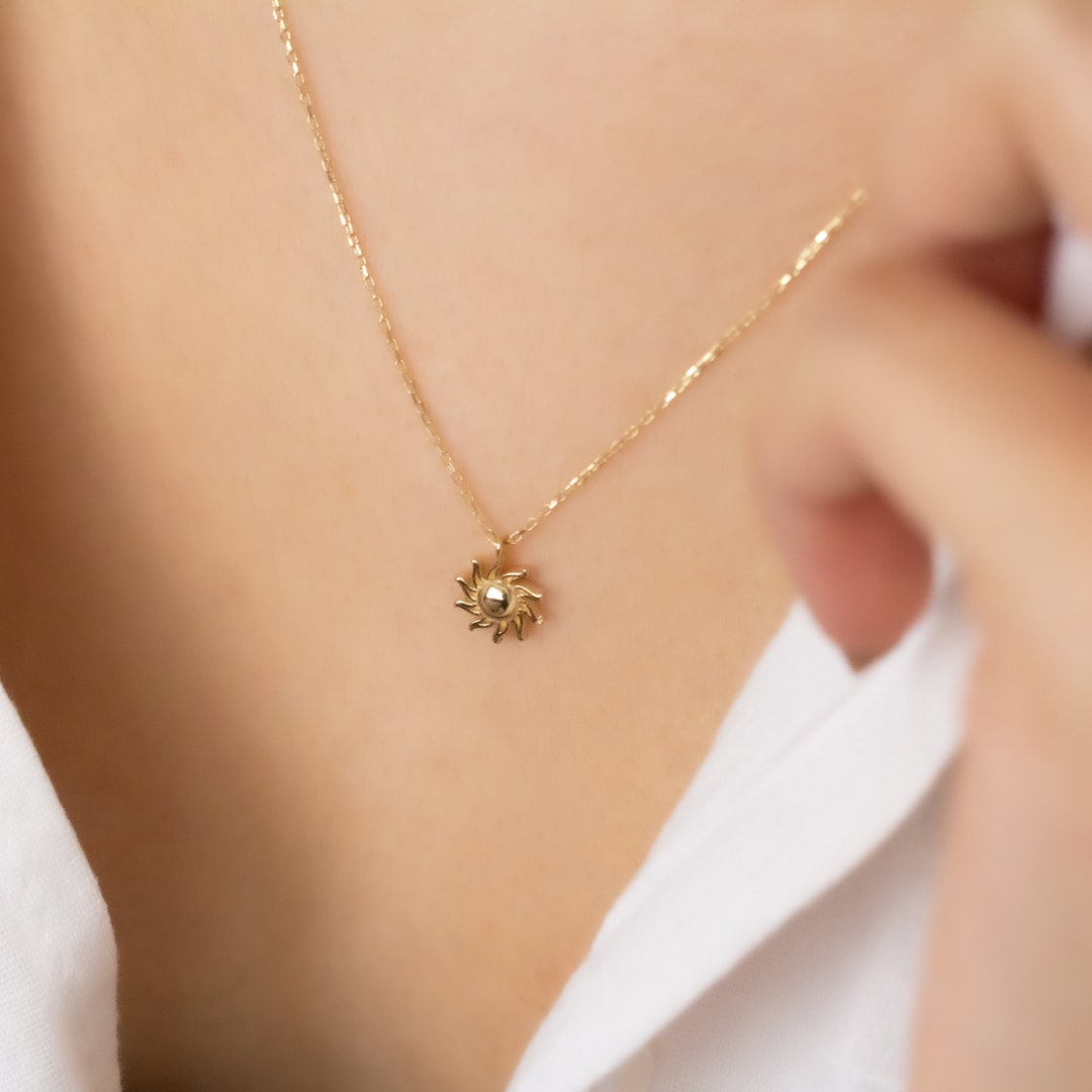 Small gold sun necklace deals