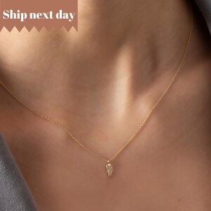 Angel Wings, Engraved Angel Wing Charm, Mom Angel Wing Necklace, Gold Wing Necklace, Angel Wing Pendant, Angel Wing Charm, Mothers Day Gift