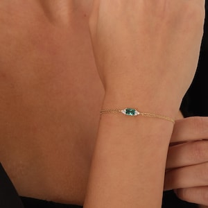 Emerald Bracelet, May Birthstone, 14k Gold Bracelet, Birthstone Bracelet, Emerald Jewelry, Gemstone Bracelet, Dainty Bracelet,Green Gemstone